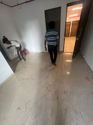 Parking in 2 BHK Apartment at Raunak Residency Thane, Pokhran Road No One – for Rent
