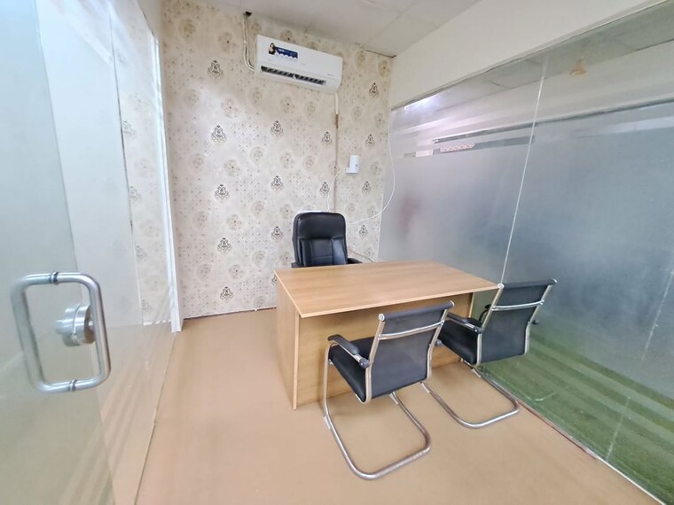 Team Area, sector 63 Commercial Office Space in IT/SEZ 600 Sq.Ft. In Sector 63 Noida 10651401