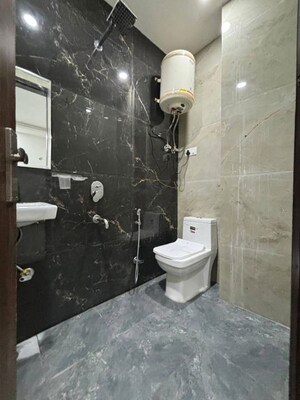 Washroom in 2 BHK Builder Floor at Saket – for Rent