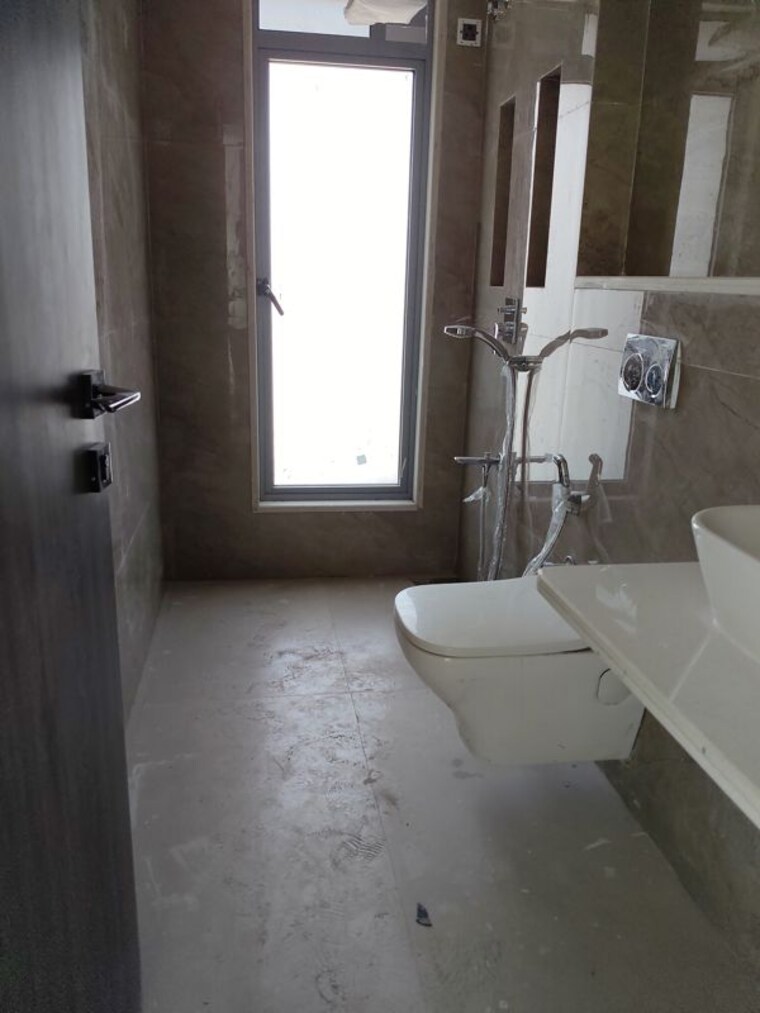 Bathroom, shree-park-altezza 3 Bedroom 1100 Sq.Ft. Apartment In Andheri West Mumbai 10651529