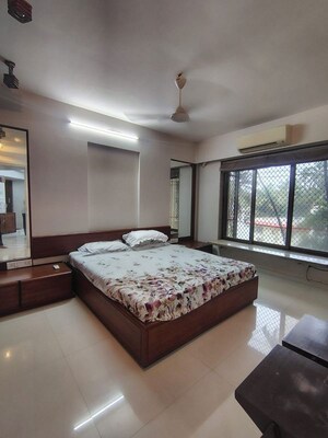 2 BHK Apartment For Rent in Juhu