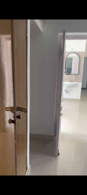 Building Lobby in 2 BHK Builder Floor at Sector 37 – for Rent