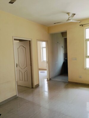Room in 2 BHK Apartment at Shree Vardhman Mantra, Sector 67 – for Rent