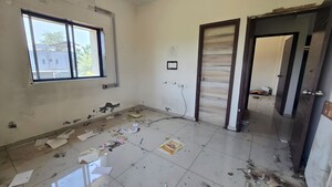 Room in  Apartment at Maktampur – for Sale