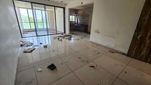 Room in  Apartment at Maktampur – for Sale