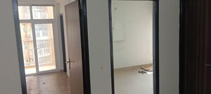 Room in 2 BHK Apartment at Hawelia Valencia Homes, Sector 1 Greater Noida – for Rent