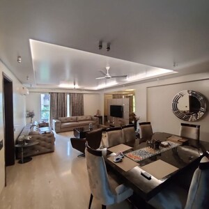 Team Area in 4 BHK Builder Floor at Greater Kailash I – for Rent