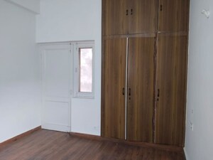 Room in 2 BHK Builder Floor at Greater Kailash Part 3 – for Rent