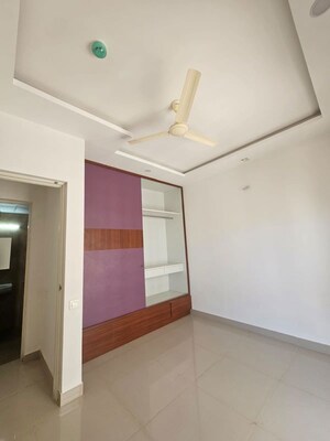 Room in 3 BHK Apartment at Brigade El Dorado Krypton, Bagaluru – for Rent