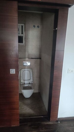 Washroom in 3 BHK Apartment at Mayur Nagar – for Rent