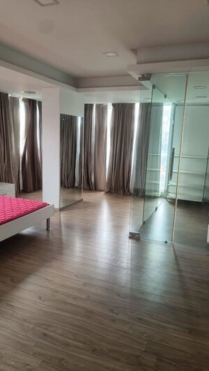 Bedroom in 3 BHK Apartment at Mayur Nagar – for Rent