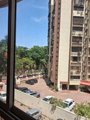 2 BHK Apartment – Exterior View View at Andheri West - for Rent
