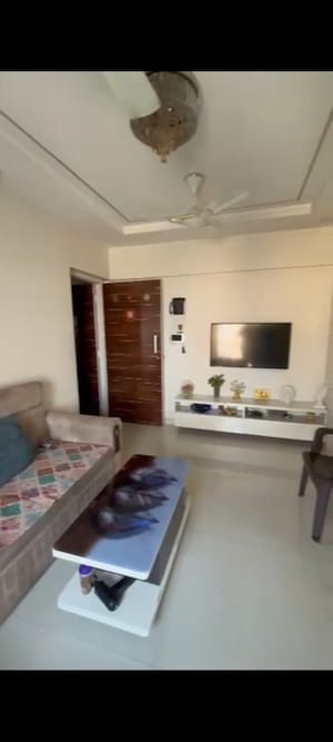 Kitchen in 1.5 BHK Apartment at Abhinav Apartment Kandivali, Kandivali West – for Sale