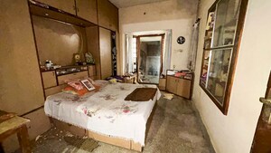Bedroom in  Apartment at Basaveshwara Nagar – for Sale