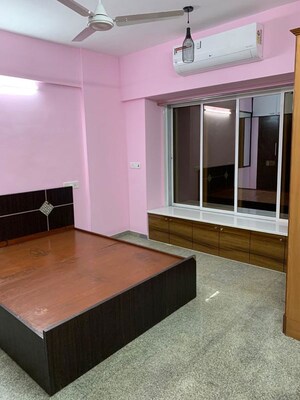 2 BHK Apartment For Rent in Lokhandwala Complex