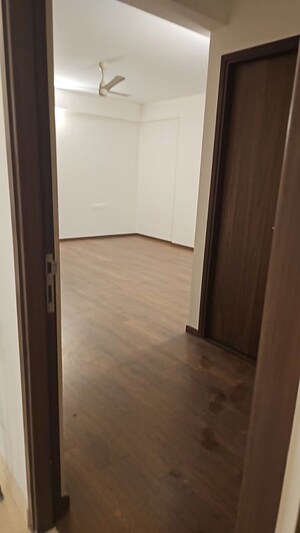 Room in 3 BHK Apartment at Maya Apartments Cooke Town, Cooke Town – for Rent