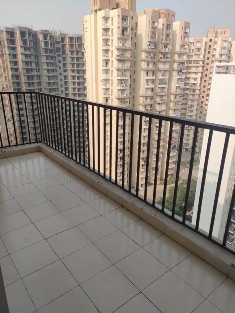 Balcony, panchsheel-greens 3 Bedroom 1350 Sq.Ft. Apartment In Sector 16 Greater Noida Greater Noida 10652543
