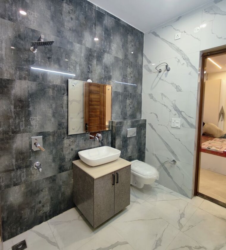 Bathroom, ambala highway 5 Bedroom 250 Sq.Yd. Independent House In Ambala Highway Zirakpur 10652577