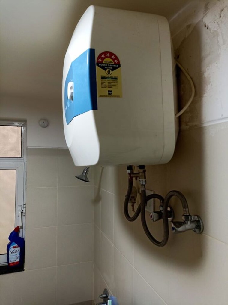Bathroom, vipul-greens 4 Bedroom 2195 Sq.Ft. Apartment In Sector 48 Gurgaon 10652604