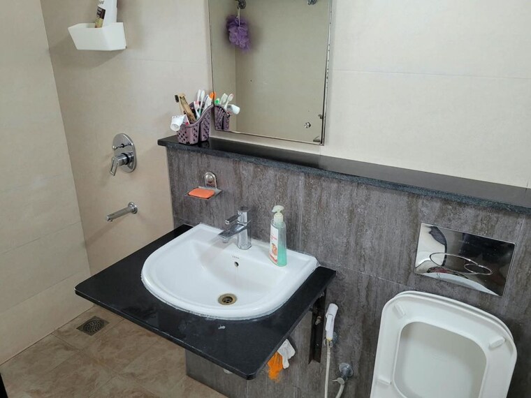 Bathroom, bren-champions-square 3 Bedroom 1645 Sq.Ft. Apartment In Sarjapur Road Bangalore 10645585