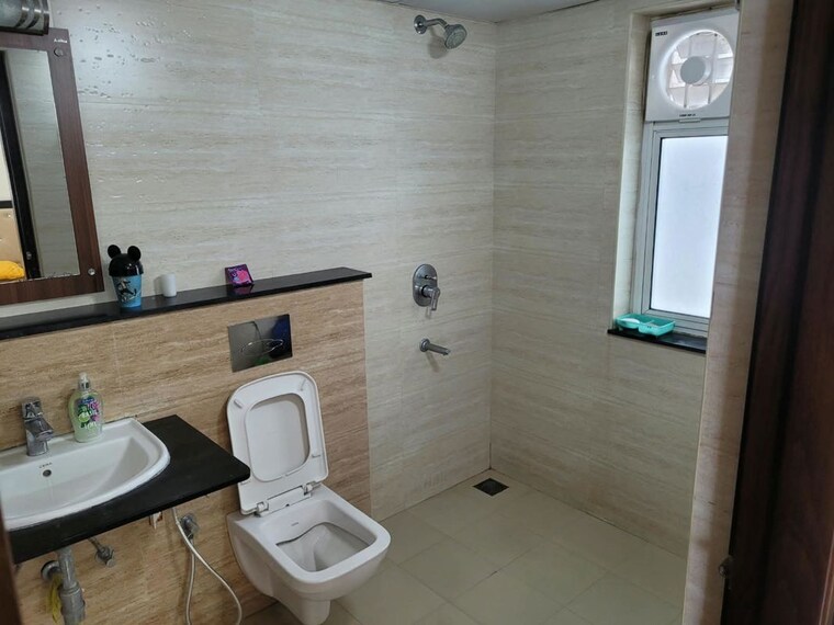 Bathroom, bren-champions-square 3 Bedroom 1645 Sq.Ft. Apartment In Sarjapur Road Bangalore 10645585