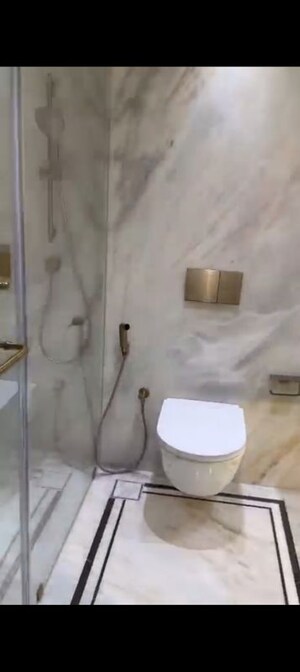 Bathroom in 6+ BHK Apartment at K Raheja Modern Vivarea, Mahalaxmi – for Sale