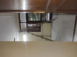 Room in 3 BHK Builder Floor at Lajpat Nagar – for Rent