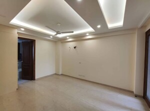 Hall in 4 BHK Builder Floor at Panchsheel Enclave – for Rent