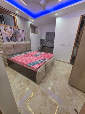 1 RK Builder Floor For Rent in Sant Nagar