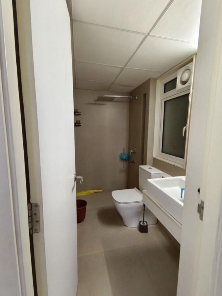 Bathroom, tata-serein 2 Bedroom 688 Sq.Ft. Apartment In Pokhran Road No Two Thane 10652695