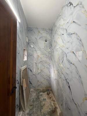 Bathroom in 1 BHK Builder Floor at Saket – for Rent