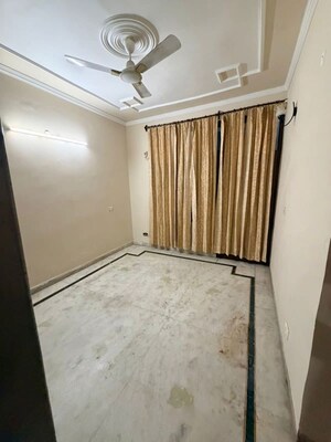 2 BHK Independent House For Rent in Sector 37