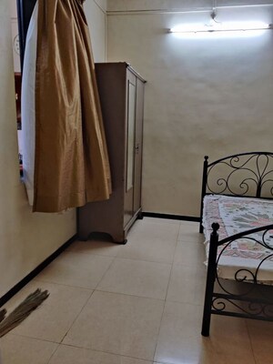 Room in 2 BHK Apartment at Adarsh Nagar – for Rent