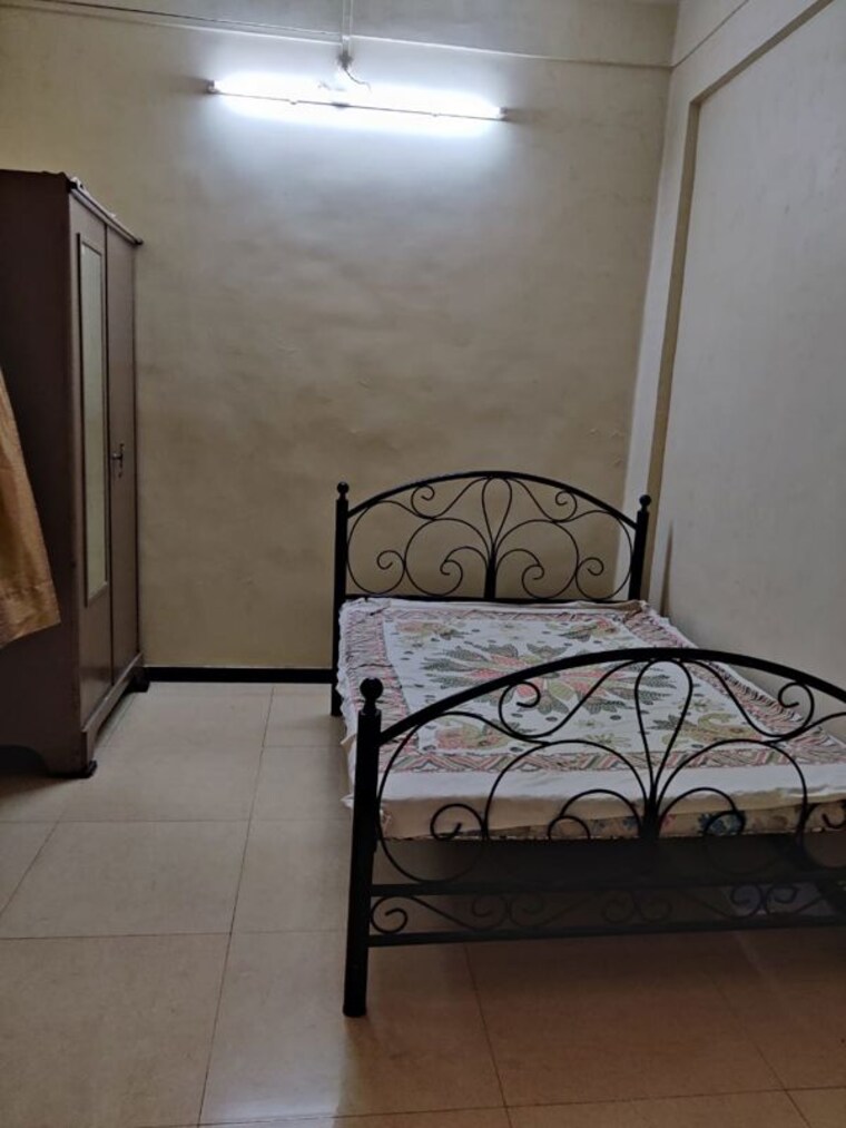 Room, adarsh nagar 2 Bedroom 550 Sq.Ft. Apartment In Adarsh Nagar Mumbai 10652715