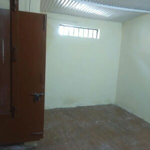 Room in 2 BHK Independent House at Sector 38west – for Rent