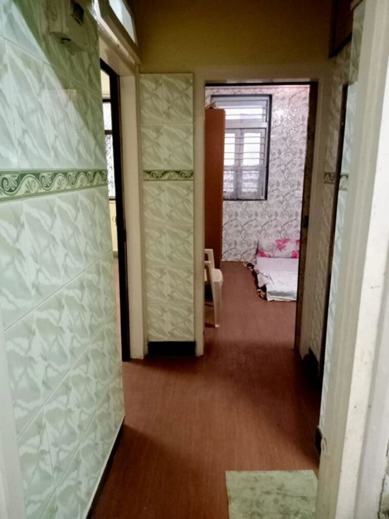 Room, senapati bapat marg 2 Bedroom 500 Sq.Ft. Apartment In Senapati Bapat Marg Mumbai 10652721