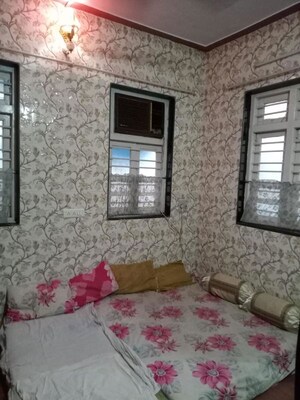 Room in 2 BHK Apartment at Senapati Bapat Marg – for Rent