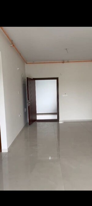 Room in 3 BHK Apartment at Aaditris Empire Apartments, Velmala – for Sale