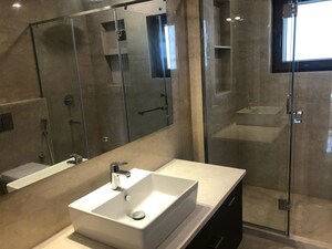 Team Area in 4 BHK Apartment at Vasant Vihar – for Rent