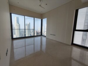 3 BHK Apartment For Rent in Rustomjee Crown, Prabhadevi