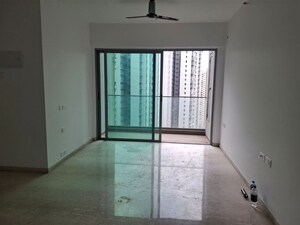 Room in 3 BHK Apartment at Kalpataru Immensa, Kolshet Road – for Rent