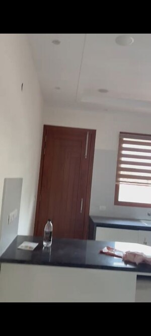 Furnished Amenities in 2 BHK Builder Floor at Sector 16 – for Rent