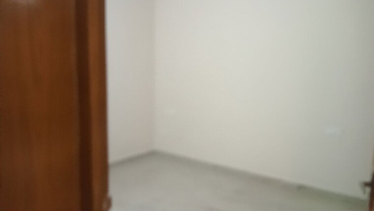 Room, sector 22 6+ Bedroom 1200 Sq.Ft. Independent House In Sector 22 Chandigarh 10652745