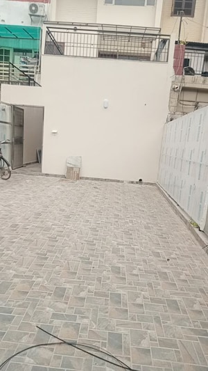 Balcony in 6+ BHK Independent House at Sector 22 – for Rent