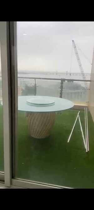 Bathroom in 4 BHK Apartment at Vision Crest, Dadar West – for Rent
