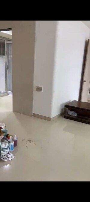 Living Room in 4 BHK Apartment at Vision Crest, Dadar West – for Rent