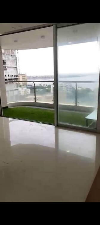 4 BHK +Apartment For Rent in Vision Crest in Dadar West, Mumbai