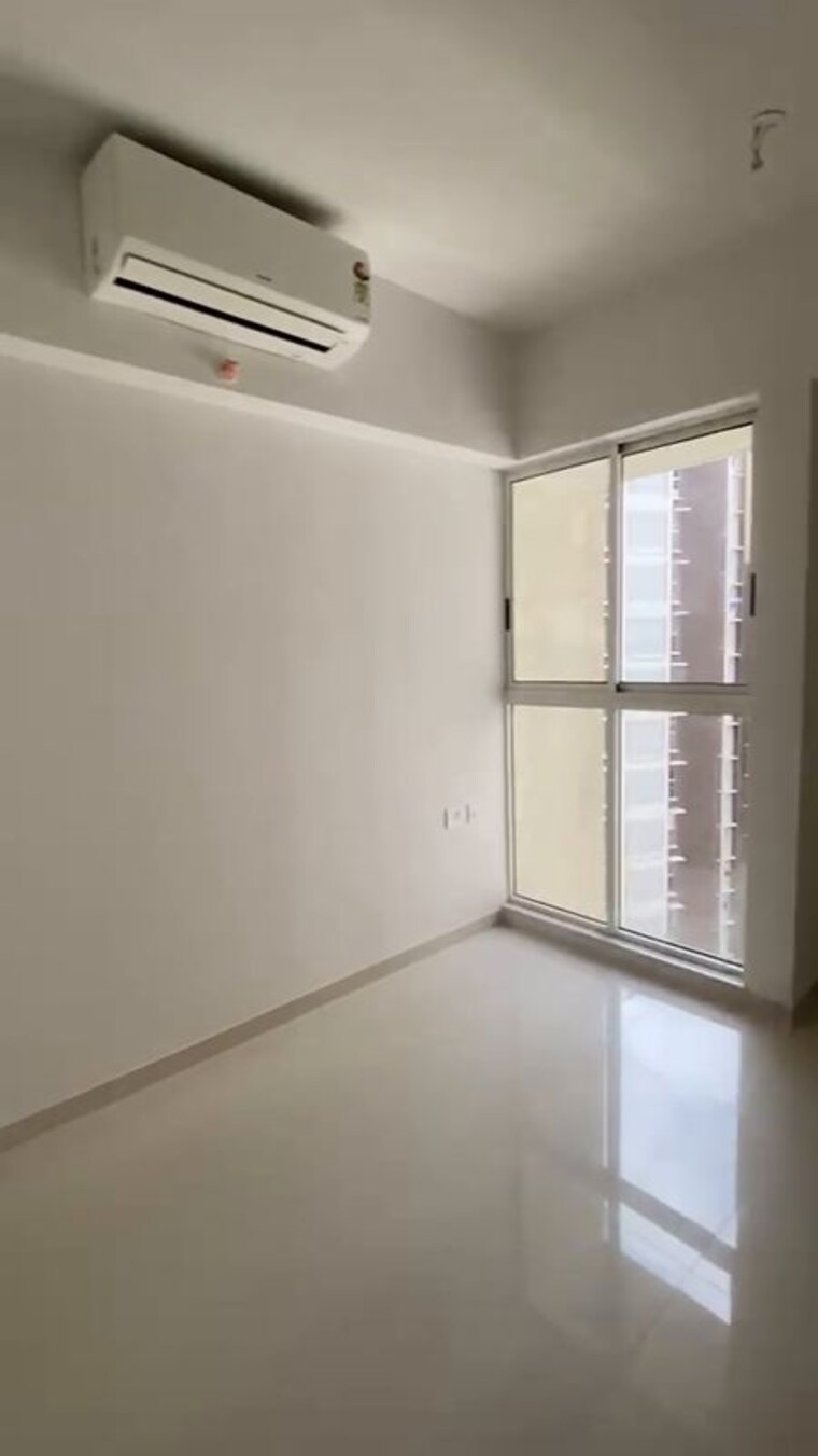 Room, lodha-upper-thane 2 Bedroom 584 Sq.Ft. Apartment In Anjur Thane 10652749