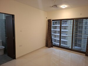 Room in 3 BHK Apartment at Acme Ozone Phase II, Manpada – for Rent