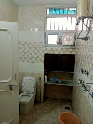 Bathroom in 1 BHK Independent House at Sector 38c – for Rent